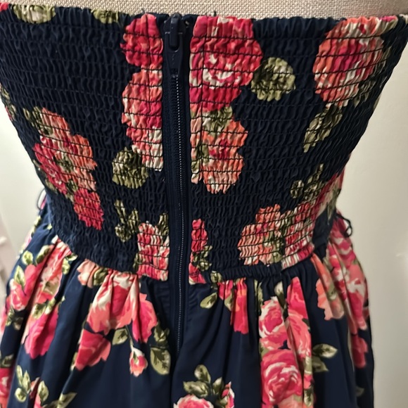Forever 21 strapless Floral Dress - Picture 6 of 8